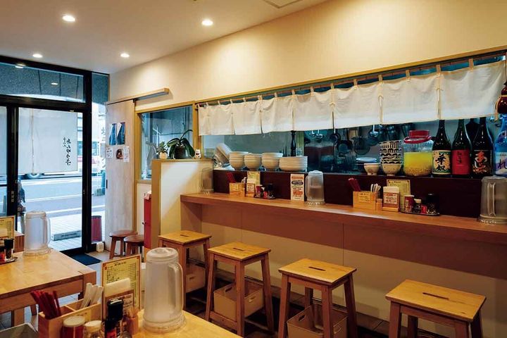 福岡〈らーめん あんゆう亭〉店内