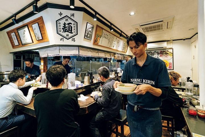 福岡〈中洲川端 きりん〉店内