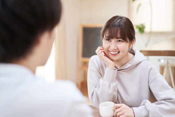 好きな人と話す話題28選！ちょっと踏み込んだ恋愛の話題や避けたいNG話題も