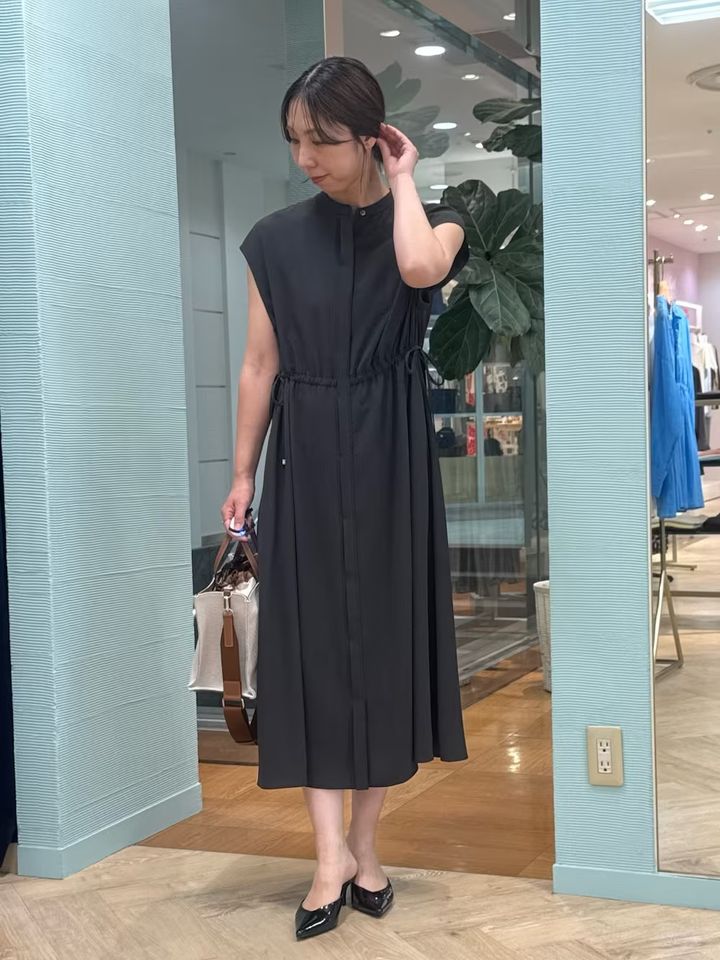 シンプルできちんと感のあるデザインは万能