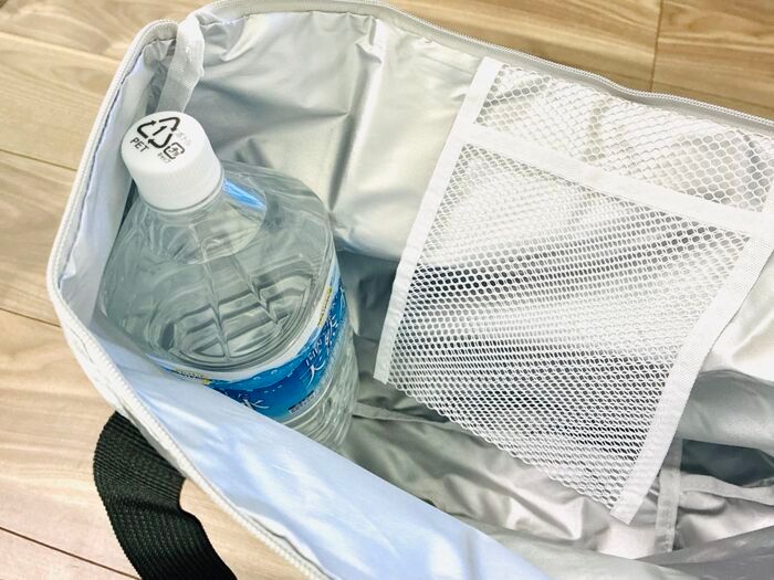 【40代・50代】人気アウトドアブランドの特大トートバッグを〈付録〉でゲット。クールなメタリックで洒落見え♡