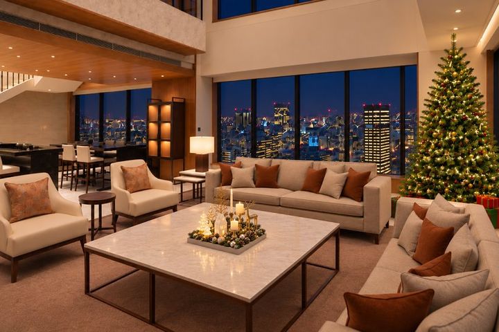 インペリアルスイートのクリスマス装飾と東京の夜景