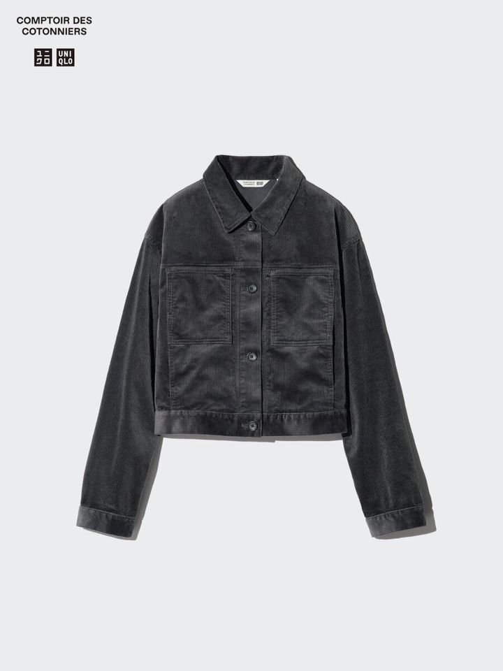 COMPTOIR DES COTONNIERSのロゴが入ったチャコールグレーのコーデュロイショートジャケット