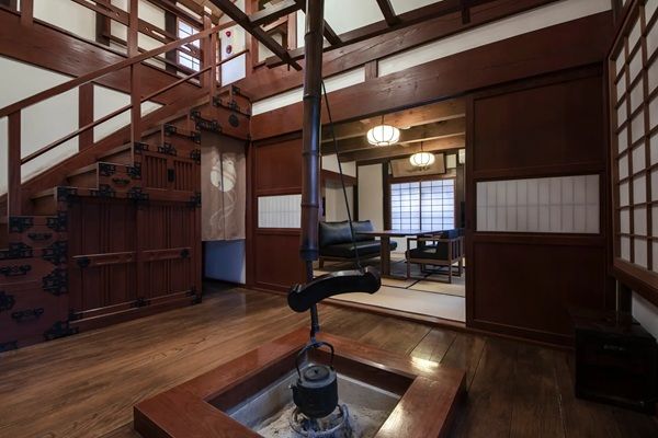 【群馬県みなかみ町】温泉旅館「御宿 庄屋」がリニューアル。家具ブランドMASTERWALが家具選定などを担当