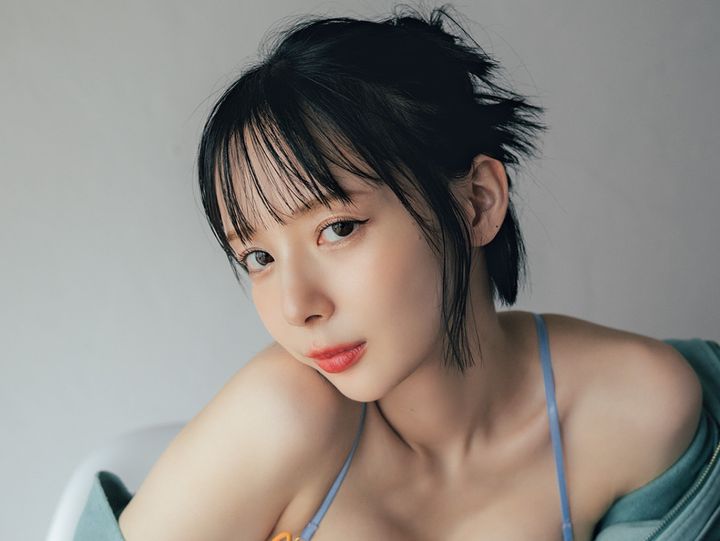 「週刊SPA!」（扶桑社）9月16日号より岡田紗佳 撮影／東京祐 ヘアメイク／鈴木海希子 スタイリング／筒井葉子 width=