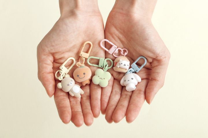 手のひらに乗る5種類の「ぷちフロッキーマスコット」