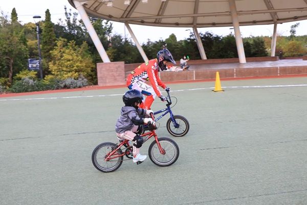 【広島県福山市】「ゆめタウン福山」ポートモール広場で、BMXレーシング体験会開催！4歳から参加可能