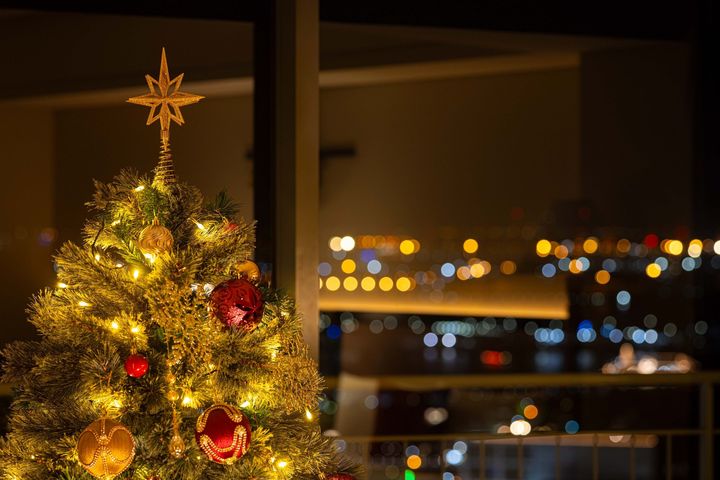 クリスマスツリーの頂点の飾り