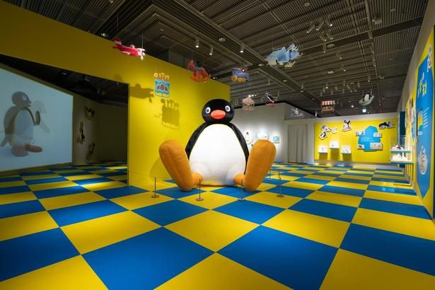 2メートルを超える巨大ピングーのフォトスポット(※東京会場の様子)