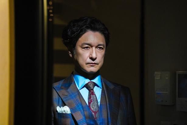 七希が生成AIで作り上げたモリアーティを石丸幹二が雰囲気たっぷりに演じる [c] 2026 Gaga Corporation/Storm Labels Inc./Studio i3