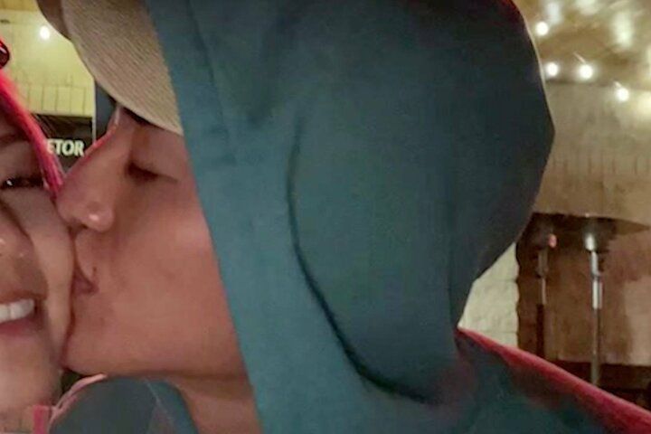 【写真・画像】交際0日で結婚した夫婦「最初はキスにも壁が…」友達から突然