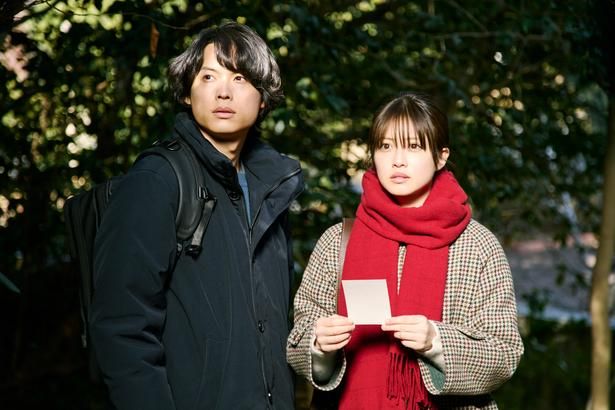 松村北斗と今田美桜がW主演を務める『白鳥とコウモリ』 [c]2026「白鳥とコウモリ」製作委員会