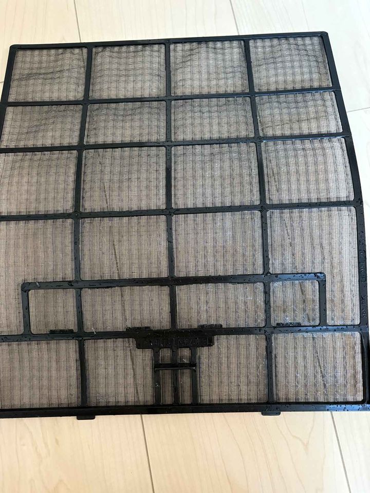 画像2: 水で濡らしてこすると……？