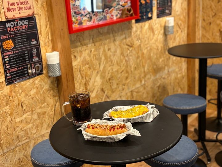 THE HOTDOG FACTORY ホットドッグ 神戸