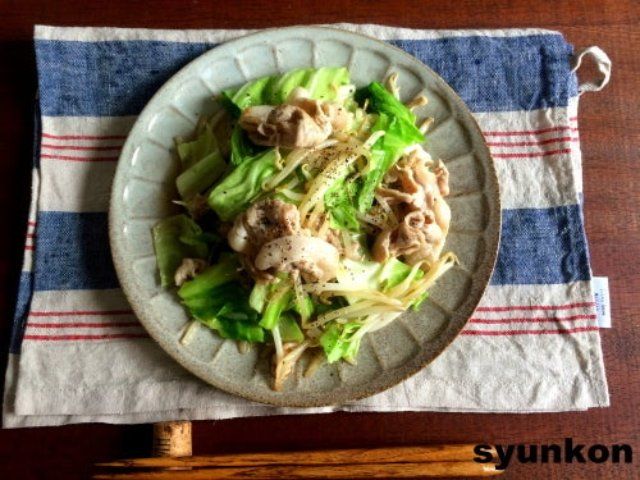 「中華料理屋さんの肉野菜炒め」