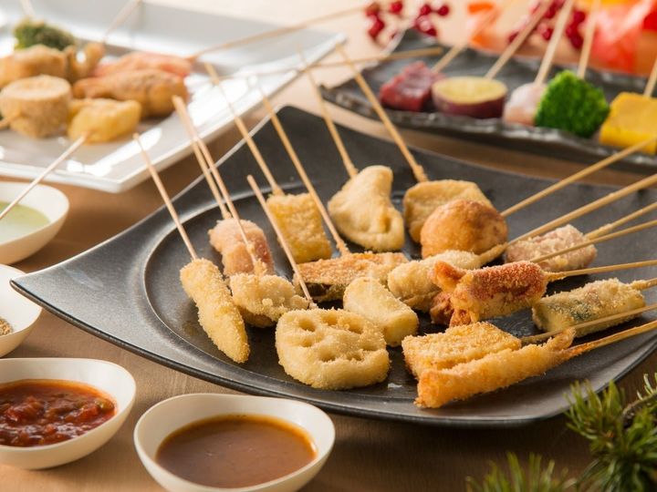 串揚げ・串天ブッフェ くし葉の串揚げ盛り合わせ