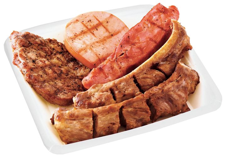 サイボク「モリモリありがトンセット」の豚肉料理4種盛り合わせ