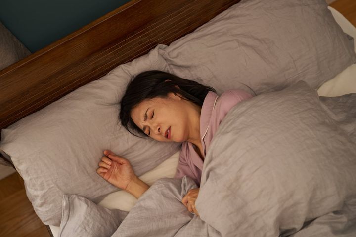 寝つきが悪いときに眠りにつくには？（画像はイメージ）