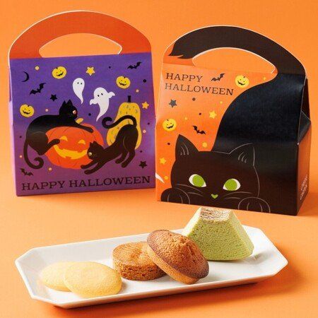 黒猫やジャック・オー・ランタン柄のパープルと黒猫の顔を描いたオレンジのハロウィン焼菓子ボックス