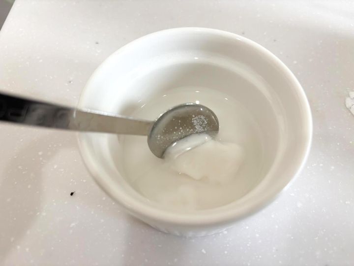 画像1: 片栗粉とアレでペーストを作る
