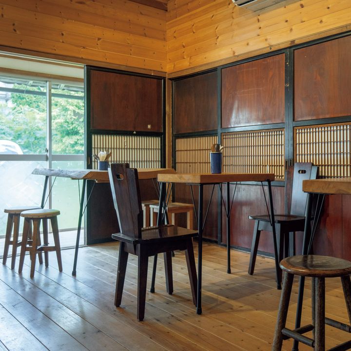 〈HOW DOUGHNUTS〉の店内