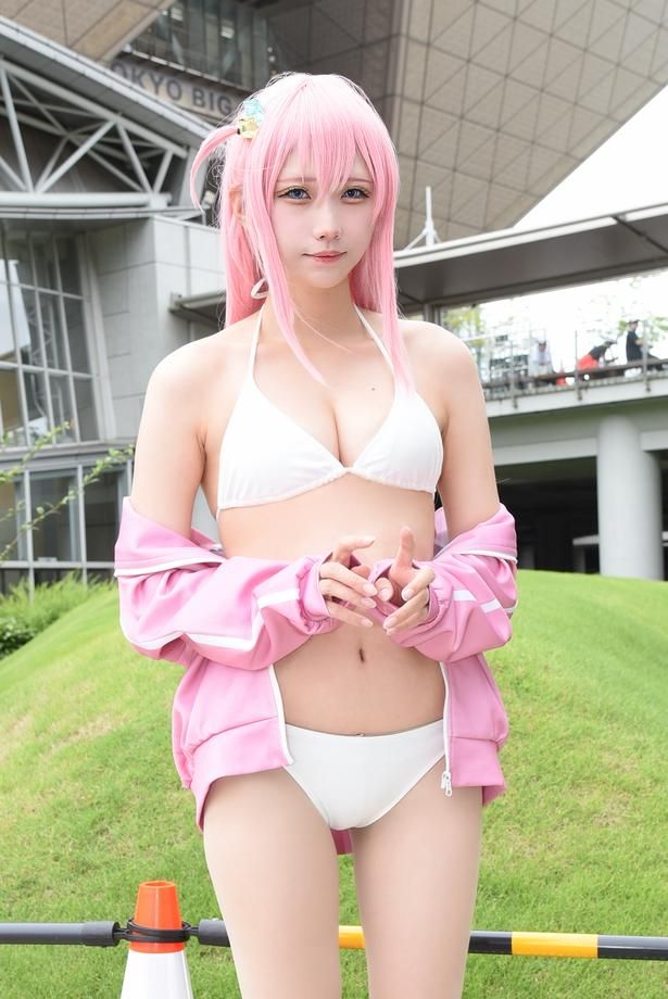 「ぼっち・ざ・ろっく！」後藤ひとり／るとさん 撮影：ソムタム田井