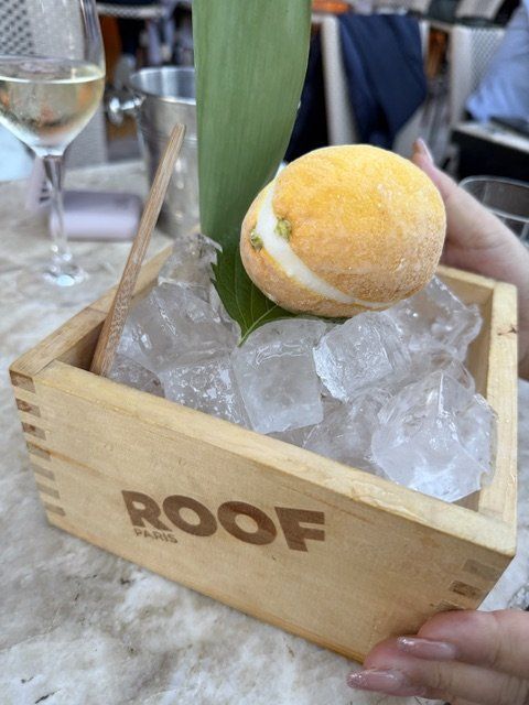パリの夏はテラスから。最近お気に入りのカフェアドレスをご紹介【夢見るパリ】