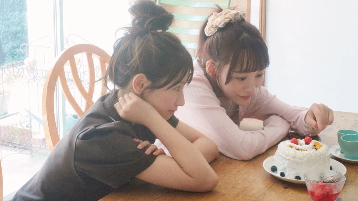 LOVE・山本杏奈】即しゃれ感が手に入る♡「リボンタイつきポロシャツ