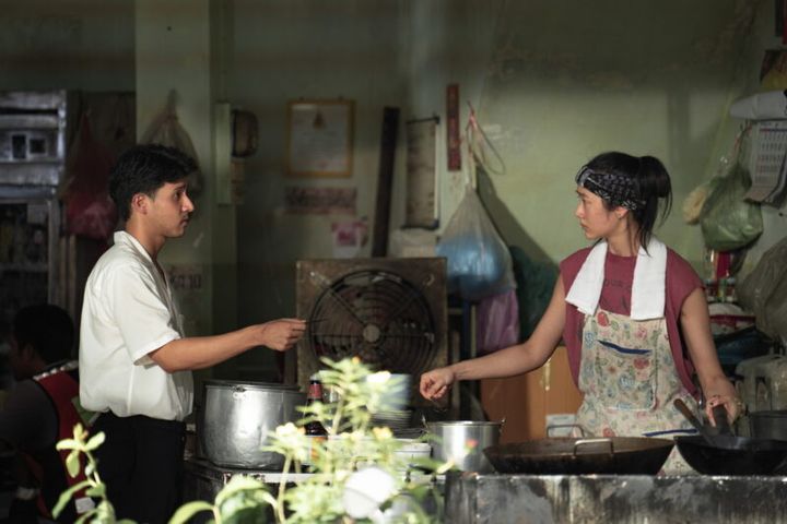 主演は、チュティモン・ジョンジャルーンスックジン。Netflix映画『ハンガー：飽くなき食への道』独占配信中