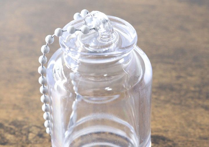 まるで推しの世界観を閉じ込めた小瓶のような雰囲気