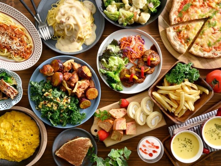「ニラックスブッフェ」のパスタ・ピザなどのホットメニュー