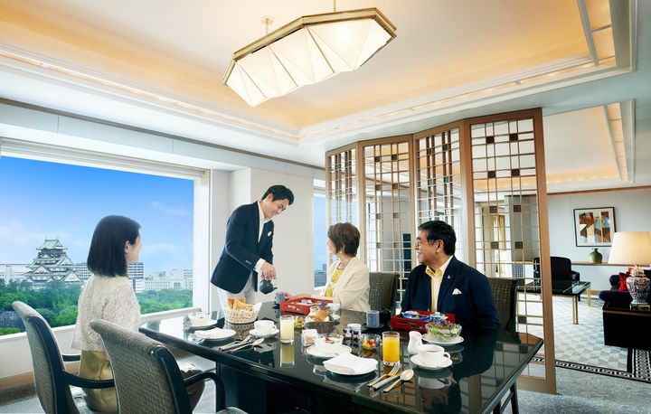 ■ 大阪城のほとり、ゆとりある客室で快適なひとときを（無料延泊特典も）