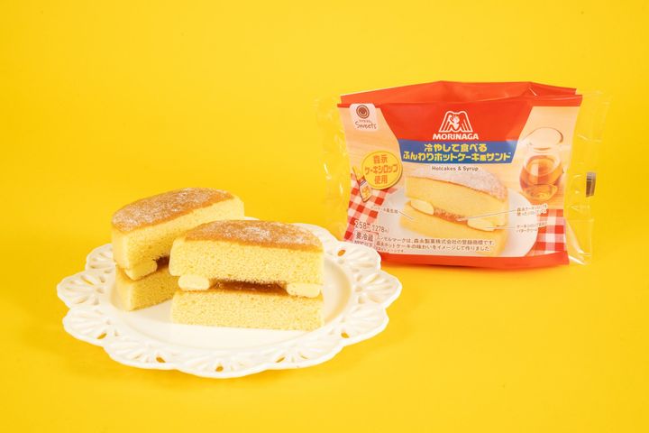 ふんわりホットケーキ風サンド 断面カット