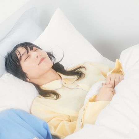 本屋が手がける茶ブランド「CHAIRO」、「本だった紙」を使用した新パッケージに！