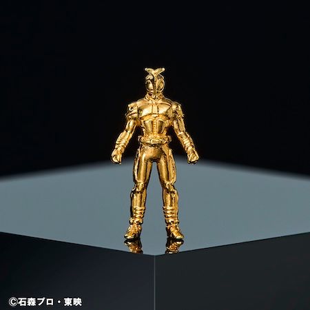 仮面ライダーアギト、仮面ライダーカブト、仮面ライダーエグゼイドが、純金で登場