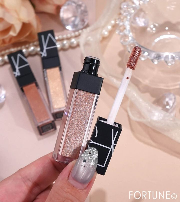 NARS（ナーズ）『NARS スパークリングセダクショ...