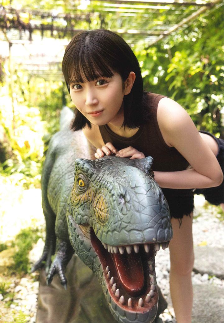 もものすけ1st写真集『一等星』（ワニブックス）イメージカット width=
