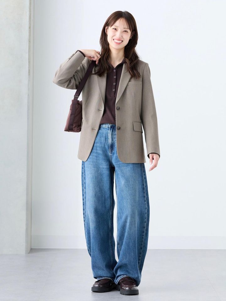 ジャケット合わせで「きれいめカジュアル」に！ 出典：StyleHint