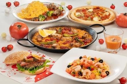 パエリア・ピザ・ハンバーガーなど料理集合カット