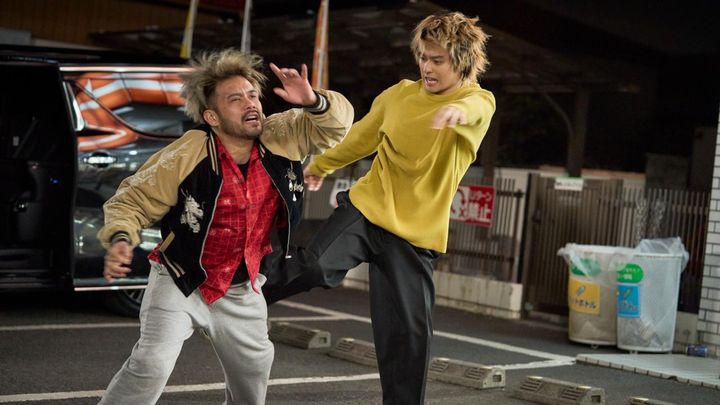 夜ドラ「税金で買った本」第10回より ©️NHK