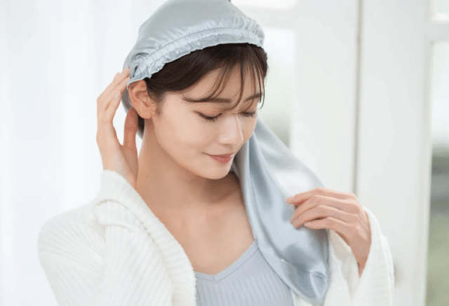 COCOSILKのシルク ヘアケアキャップ