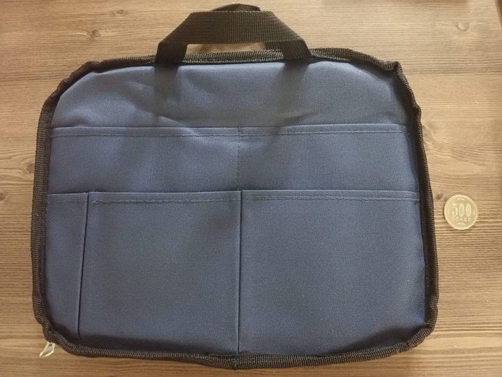 ダイソー：リバーシブルバッグ(8ポケット、約29cm)