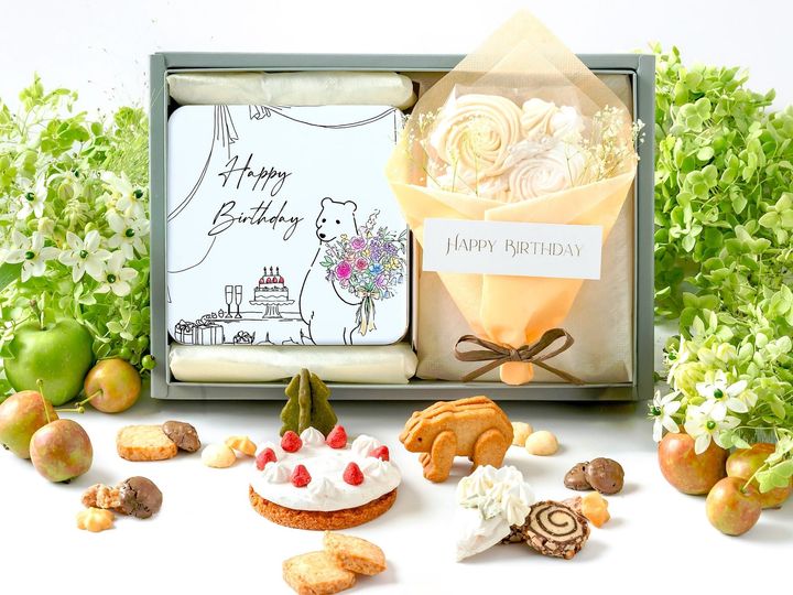 森の誕生日会クッキー缶とメレンゲ花束のギフトボックス