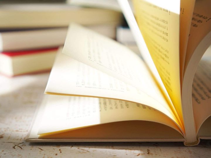 All About ニュース編集部が全国250人を対象に実施した「小説に関するアンケート」の調査結果から、湊かなえの小説で好きもしくは読んでみたい作品ランキングを発表！ 2位「Nのために」を抑えた1位は？※画像はイメージです