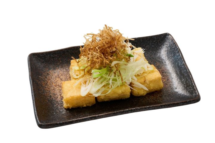 ■白ネギたっぷり厚揚げ：550円(税込605円)