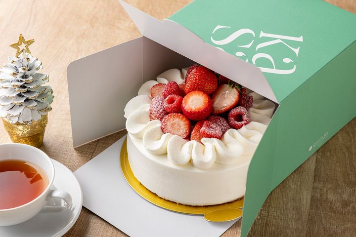 ■こだわり素材が織りなす、心満たされる「クリスマスホールケーキ」