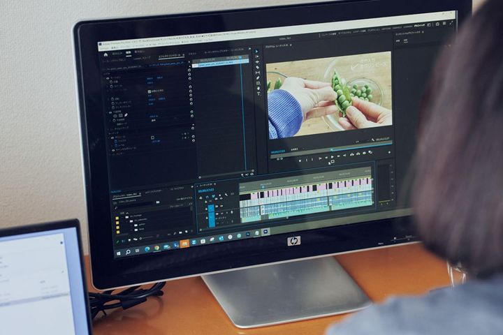 動画編集には「Adobe」のPremiere Proを使用。