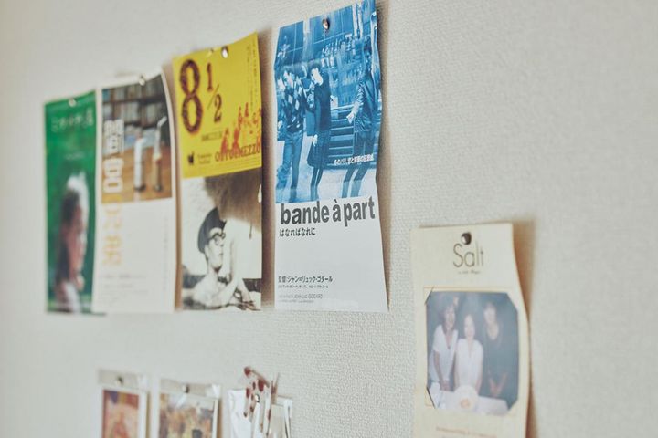  心に響いた映画のポスターはデスク前に。