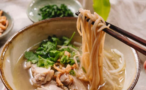 タマチャンショップが、玄米と三十種の雑穀から生まれた「三十雑穀 麺」発売！