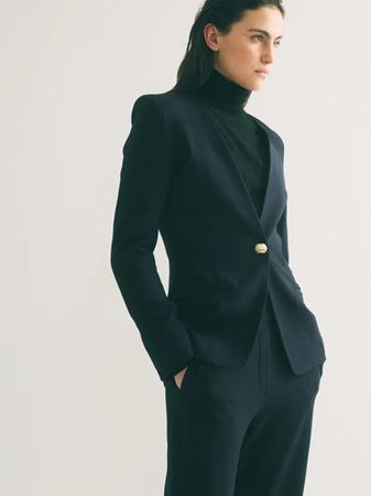 【東京都新宿区】パリで誕生したファッションブランド「MARTIN MARTIN」がPOP UPを開催！ノベルティも
